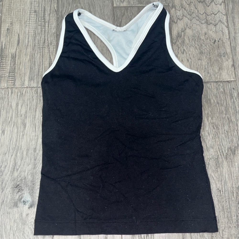 Everlast workout top